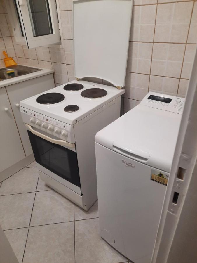 Apartamento Lousi House Atenas Exterior foto